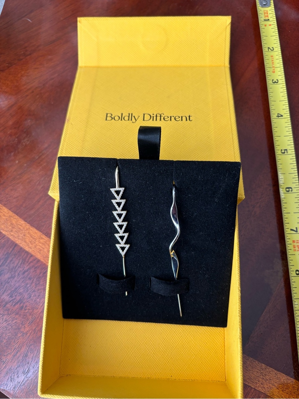 Oreylo ear hook cuffs